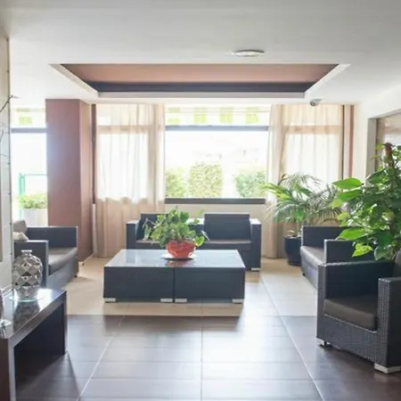 Las Americas 아파트 *